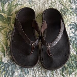 OluKai Brown Sandals